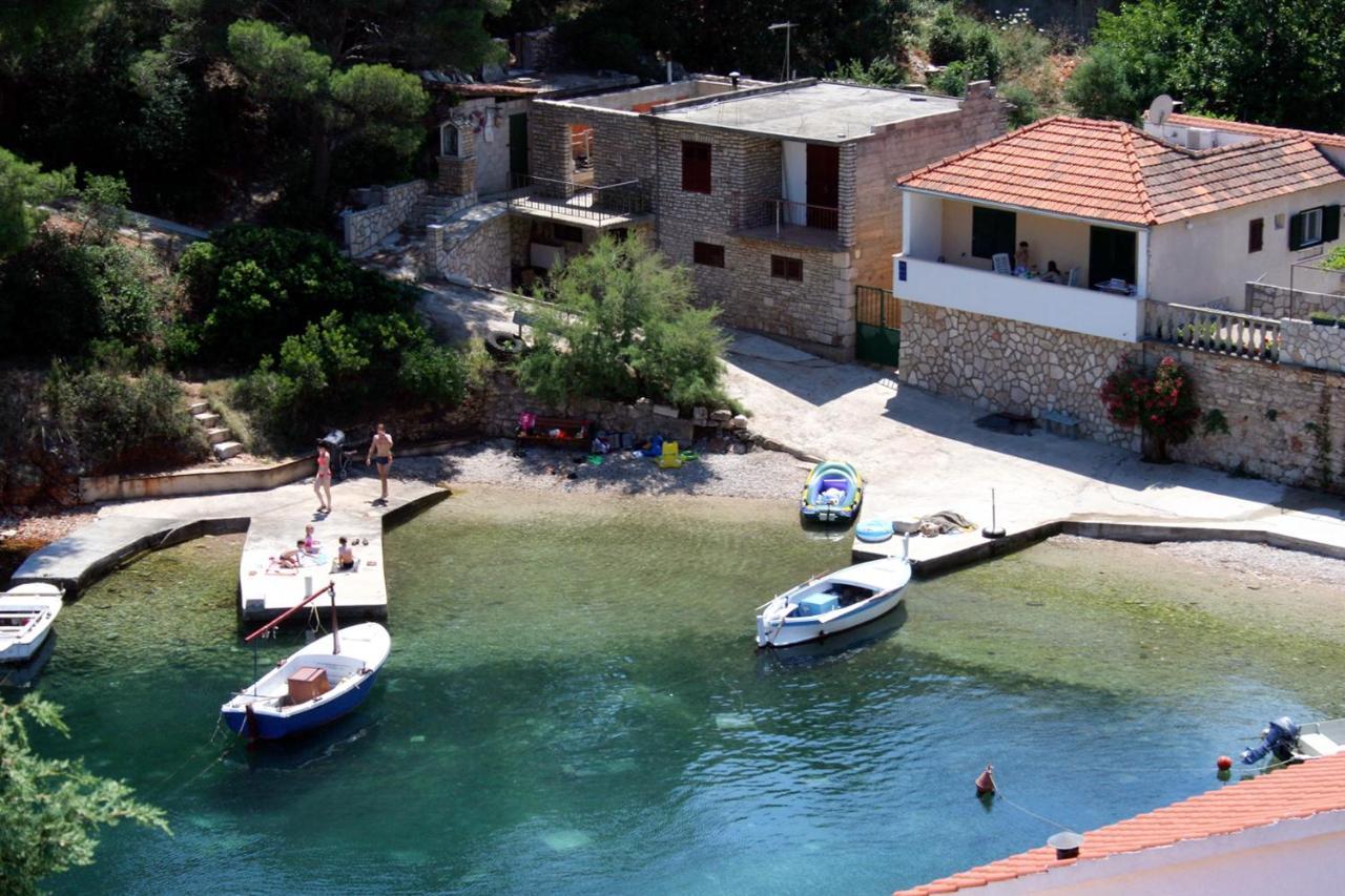 Apartments By The Sea Basina, Hvar - 116 Vrboska Exteriör bild
